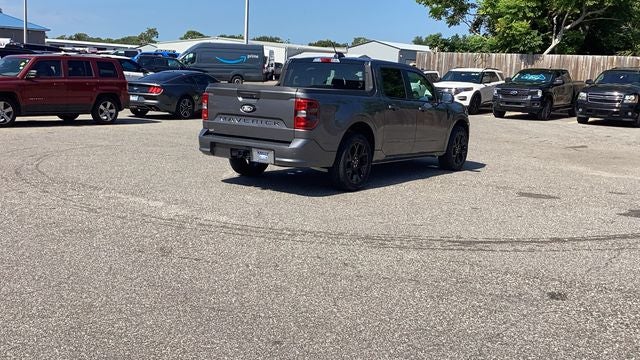 2025 Ford Maverick Lobo Standard