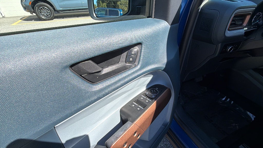 2023 Ford Maverick Lariat