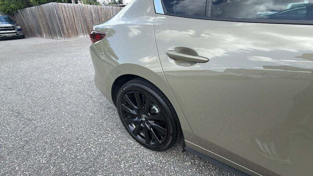 2024 Mazda Mazda3 2.5 Carbon Turbo