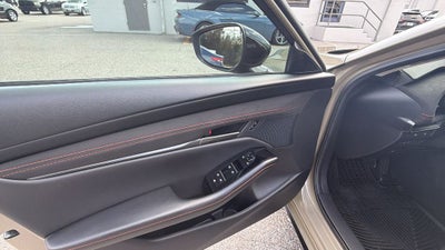 2024 Mazda Mazda3 2.5 Carbon Turbo