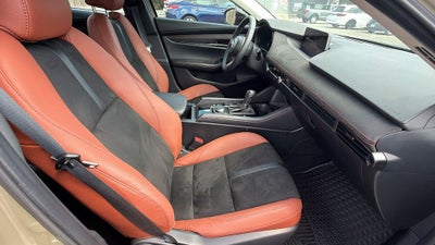 2024 Mazda Mazda3 2.5 Carbon Turbo