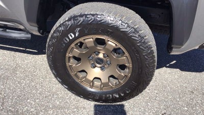 2024 Toyota Tacoma Hybrid Trailhunter