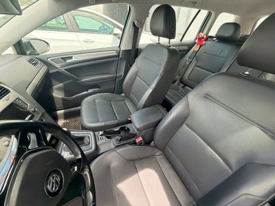 2015 Volkswagen Golf SportWagen S