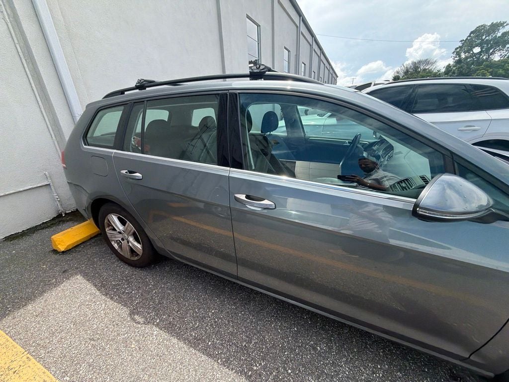 2015 Volkswagen Golf SportWagen S