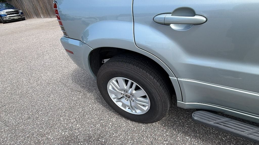 2005 Mercury Mariner Luxury