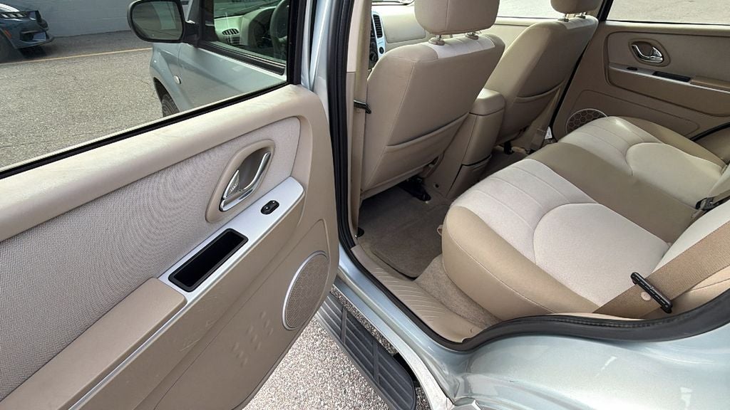 2005 Mercury Mariner Luxury