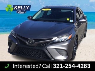 2020 Toyota Camry SE Nightshade