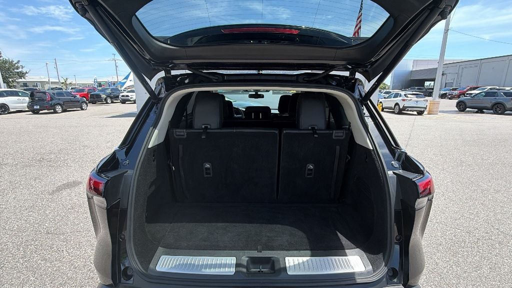 2022 INFINITI QX60 PURE