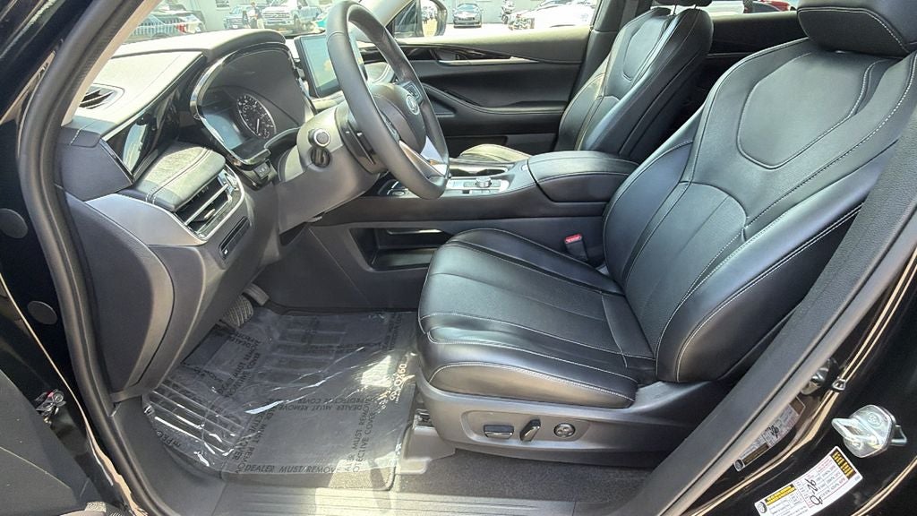 2022 INFINITI QX60 PURE
