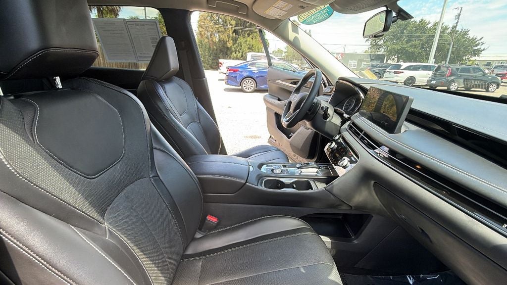 2022 INFINITI QX60 PURE