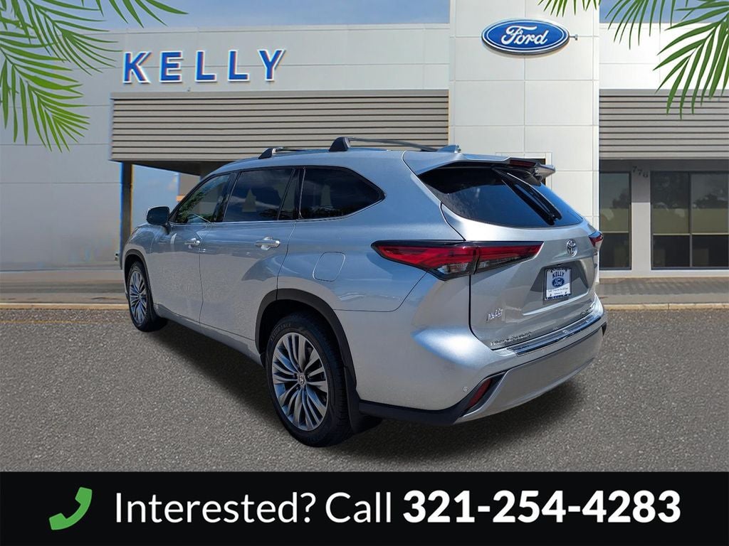2022 Toyota Highlander Platinum