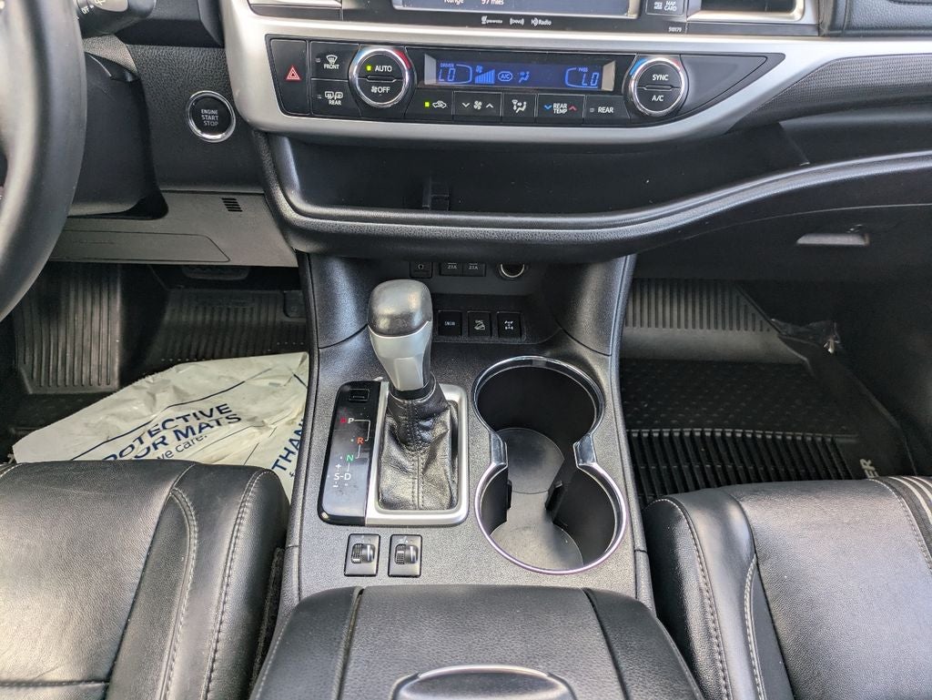 2018 Toyota Highlander SE