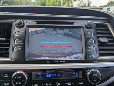 2018 Toyota Highlander SE