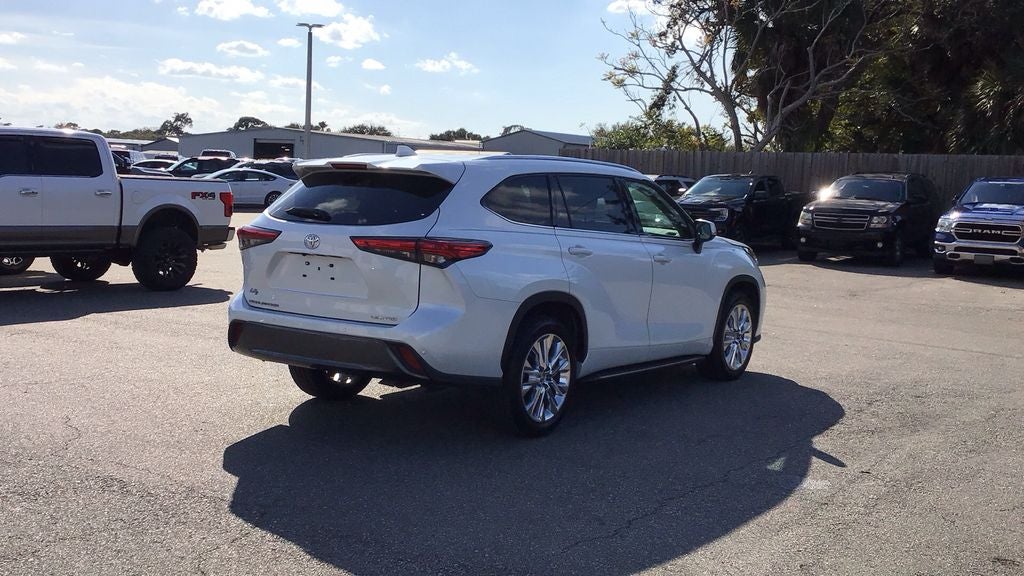 2023 Toyota Highlander L