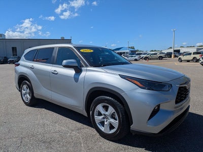 2024 Toyota Highlander LE