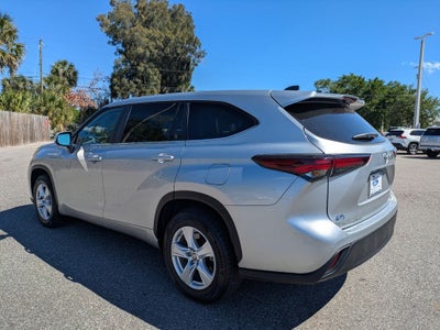 2024 Toyota Highlander LE