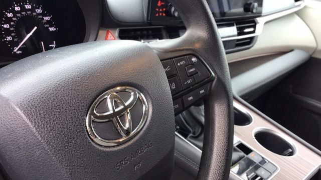 2024 Toyota Sienna LE 8 Passenger