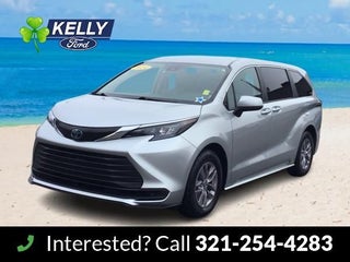 2024 Toyota Sienna LE 8 Passenger