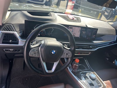 2023 BMW X7 xDrive40i