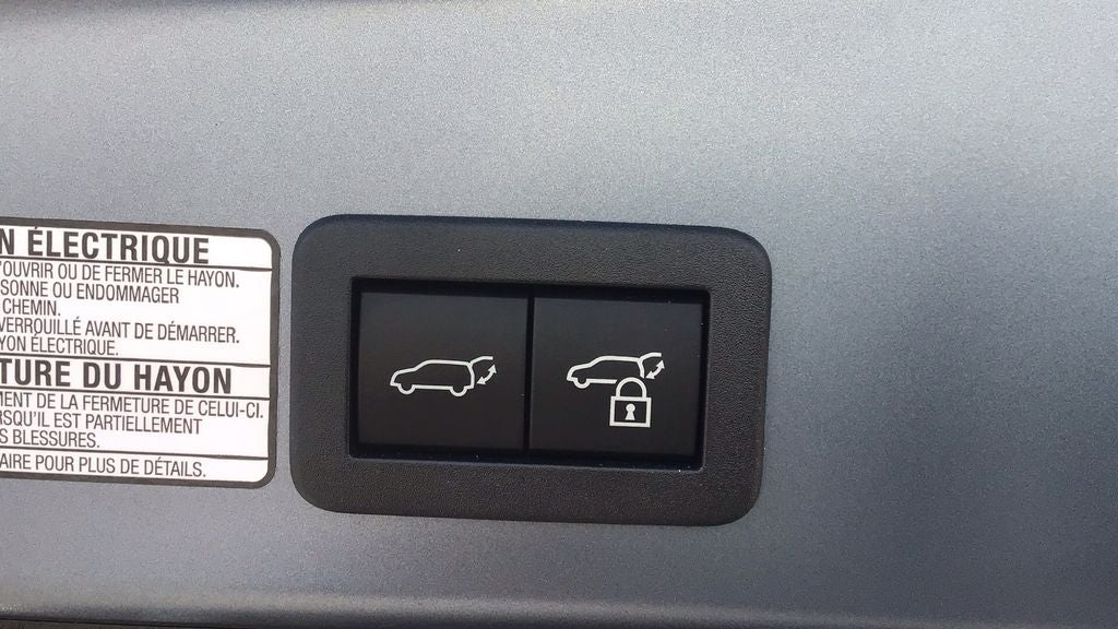 2023 Toyota Corolla Cross Hybrid XSE