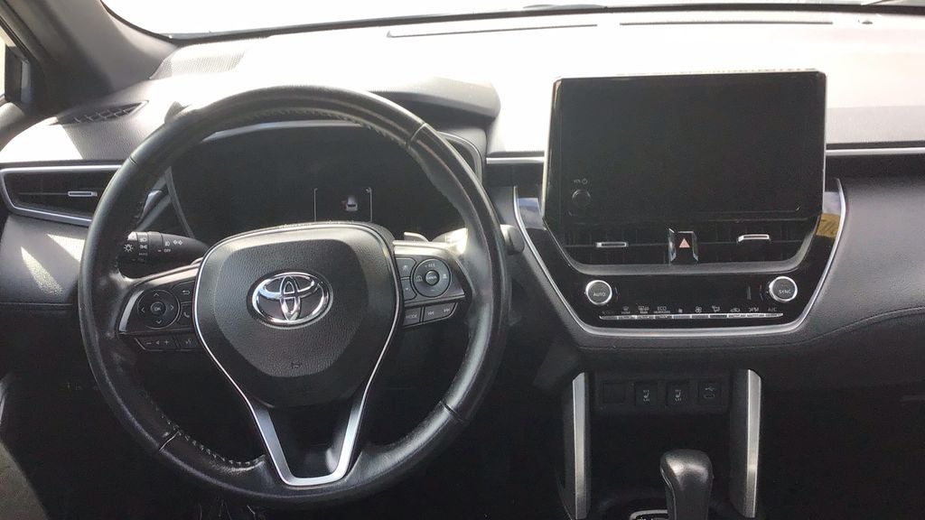 2023 Toyota Corolla Cross Hybrid XSE