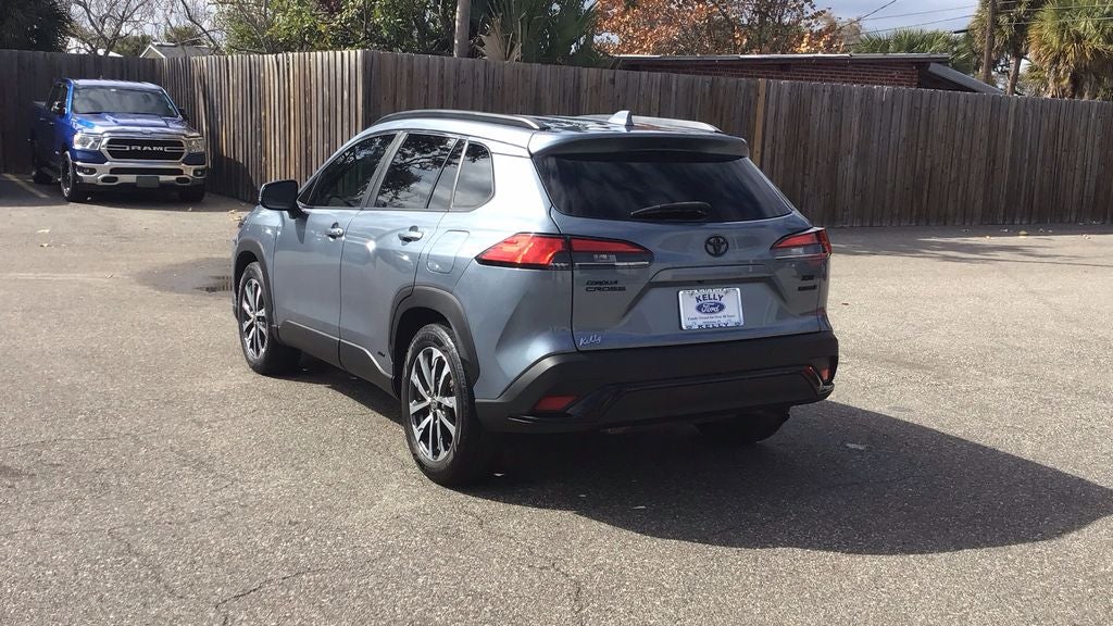 2023 Toyota Corolla Cross Hybrid XSE