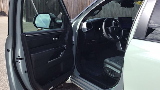 2025 Toyota Sequoia Platinum