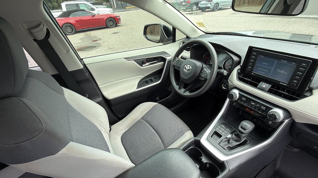2020 Toyota RAV4 XLE