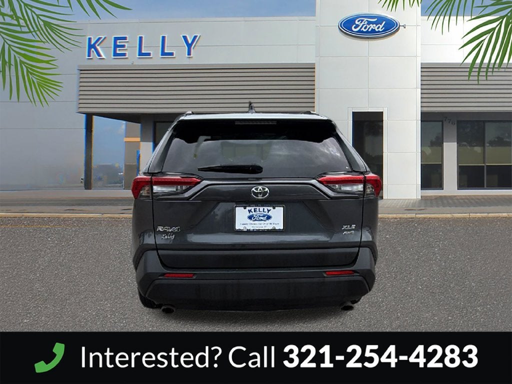 2020 Toyota RAV4 XLE