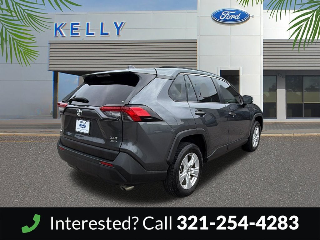 2020 Toyota RAV4 XLE