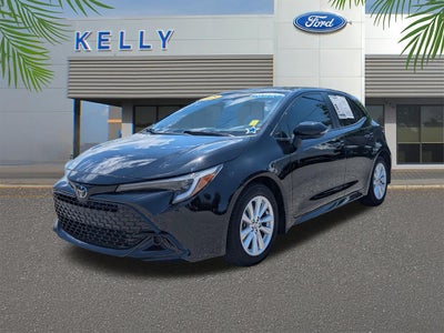 2025 Toyota Corolla Hatchback SE