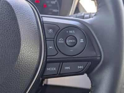 2025 Toyota Corolla Hatchback SE