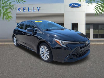 2025 Toyota Corolla Hatchback SE