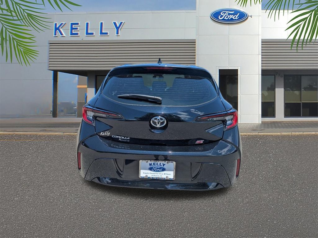 2025 Toyota Corolla Hatchback SE