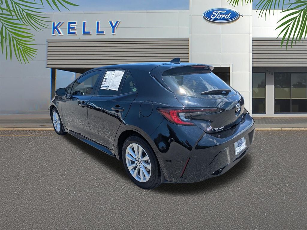 2025 Toyota Corolla Hatchback SE
