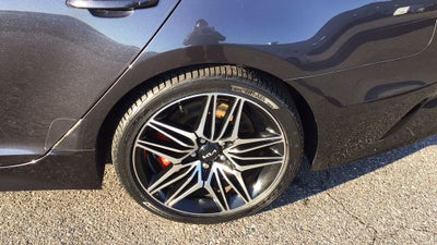 2022 Kia Stinger GT1