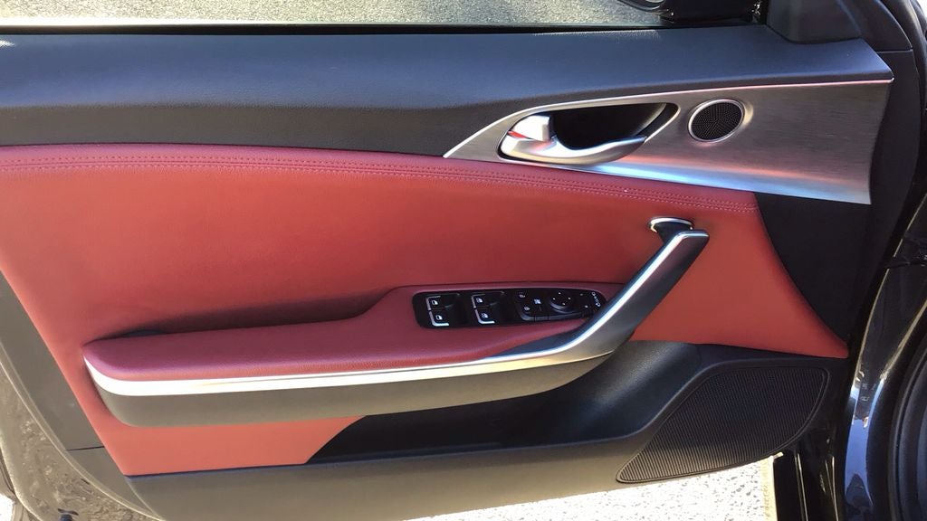 2022 Kia Stinger GT1