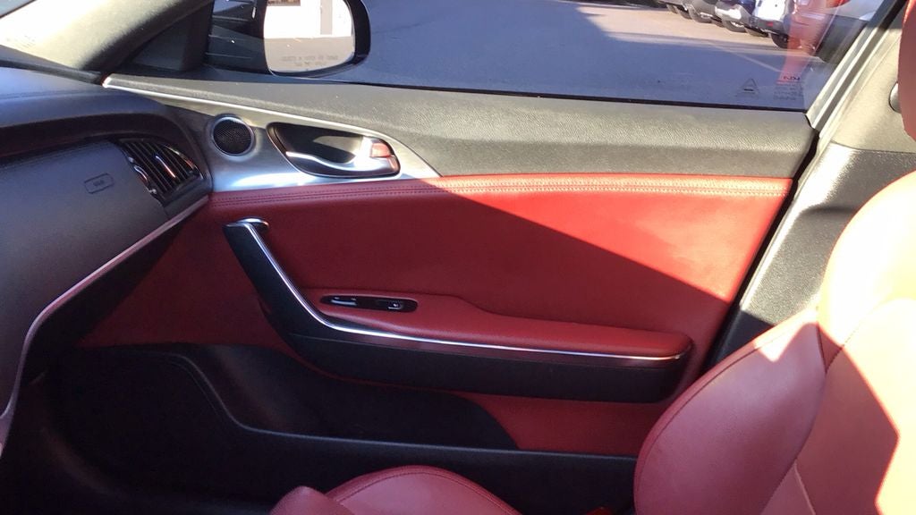 2022 Kia Stinger GT1