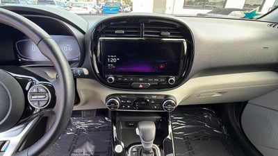 2024 Kia Soul EX