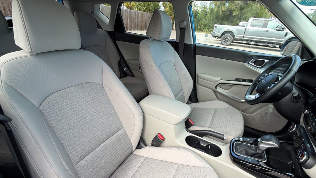 2024 Kia Soul EX