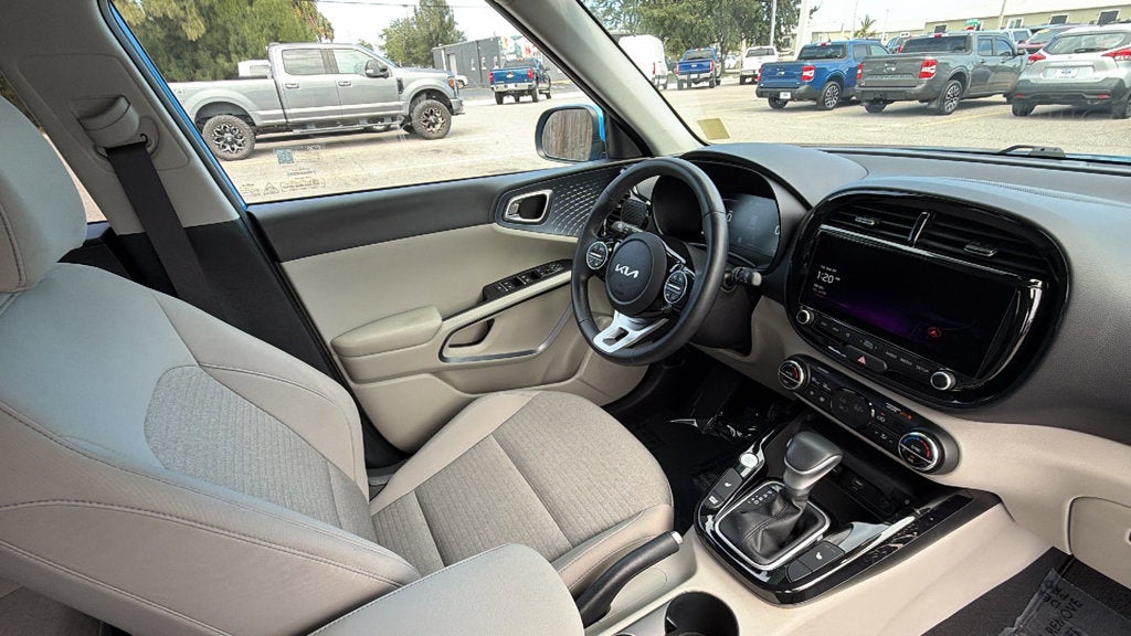 2024 Kia Soul EX