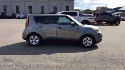 2015 Kia Soul Base