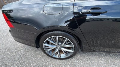 2018 Volvo S90 T5 Momentum