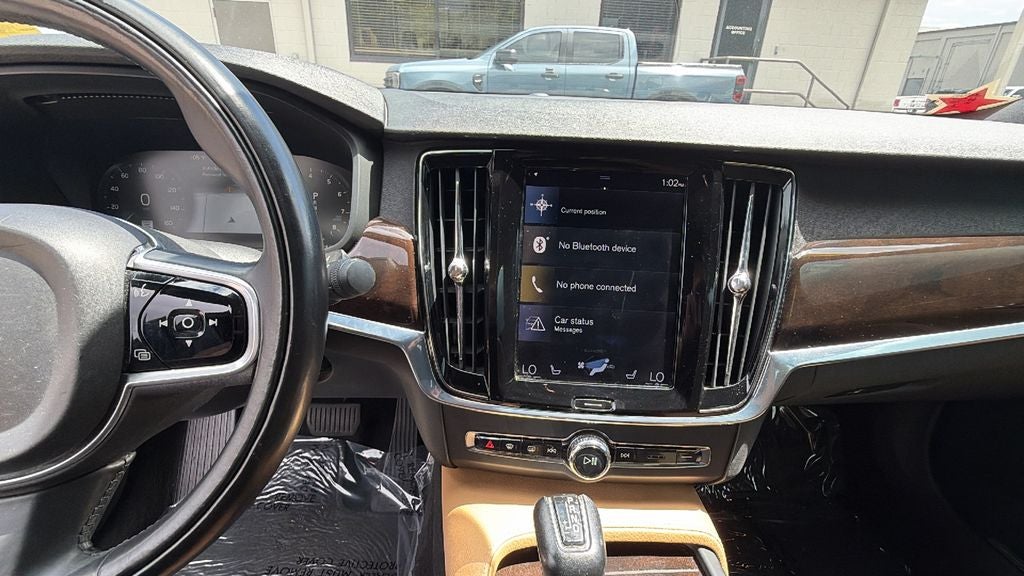 2018 Volvo S90 T5 Momentum