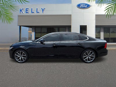 2018 Volvo S90 T5 Momentum