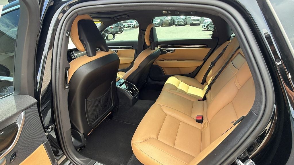 2018 Volvo S90 T5 Momentum