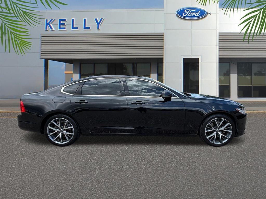 2018 Volvo S90 T5 Momentum