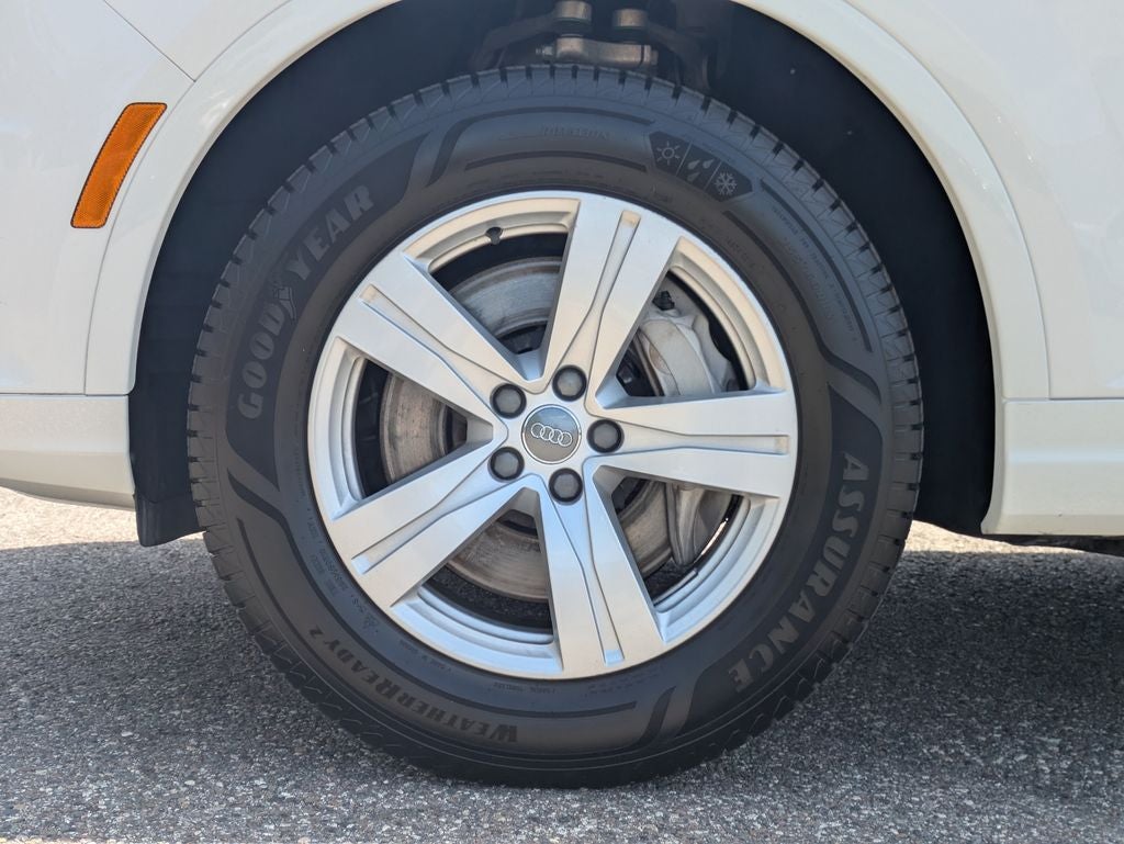 2019 Audi Q7 45 Premium Plus quattro