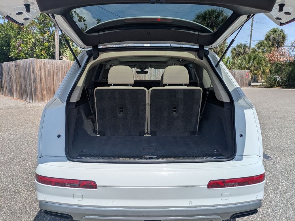 2019 Audi Q7 45 Premium Plus quattro