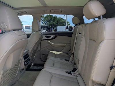 2019 Audi Q7 45 Premium Plus quattro